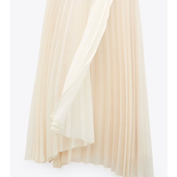ZARA Pleated Skirt - Picture 6 of 8